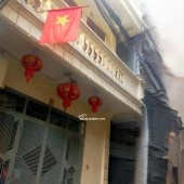 CHO THUÊ NHÀ NGÕ XE MÁY 139 TAM TRINH, HOÀNG MAI, 27M2, 3 TẦNG, 3N, 3 WC, GIÁ 7 TRIỆU